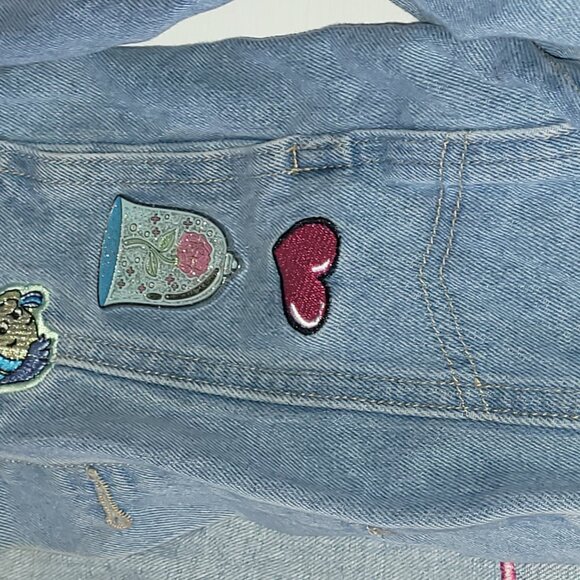 Disney US Girls Jean Denim Jacket Magic Kingdom Castle Flounder - Picture 13 of 13